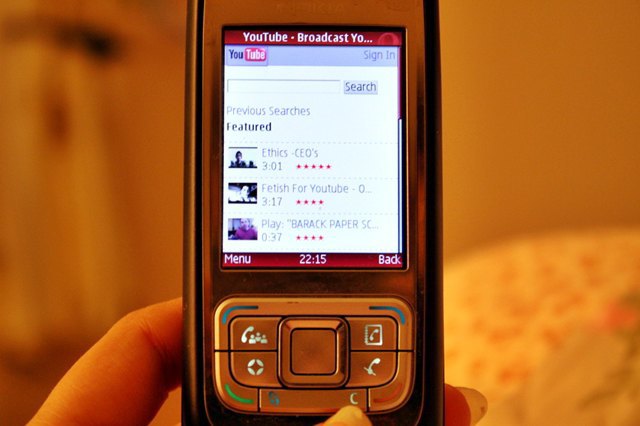 Opera Mini на телефоні Nokia E65 у 2009 році